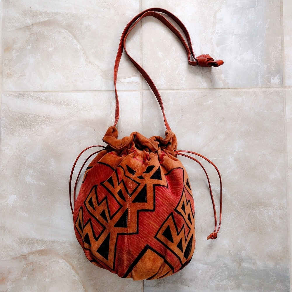 ⛔SOLD⛔ Vintage Carlos Falchi Handpainted Kilim Bucket Bag - Picture 5 of 8